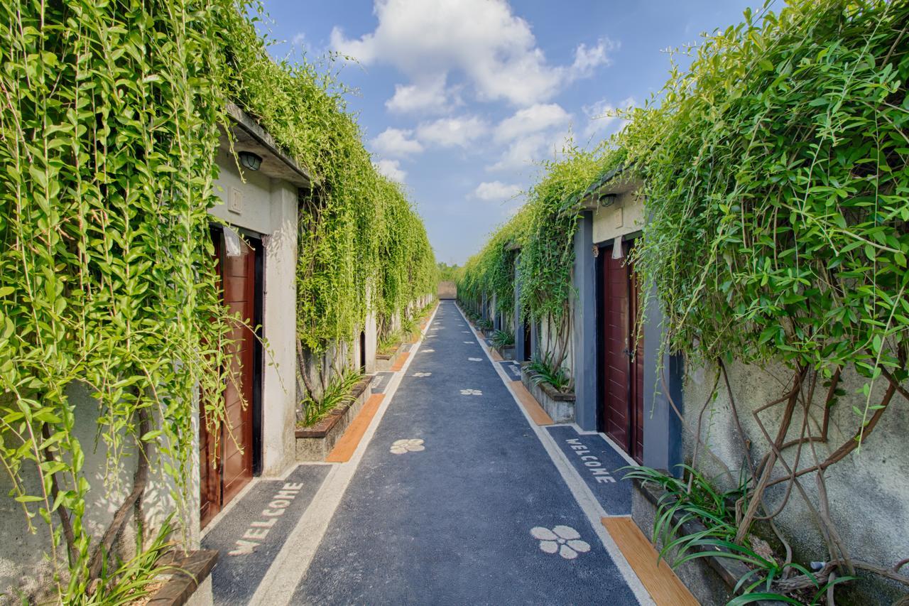 The Yogasari Seminyak Hotel ภายนอก รูปภาพ